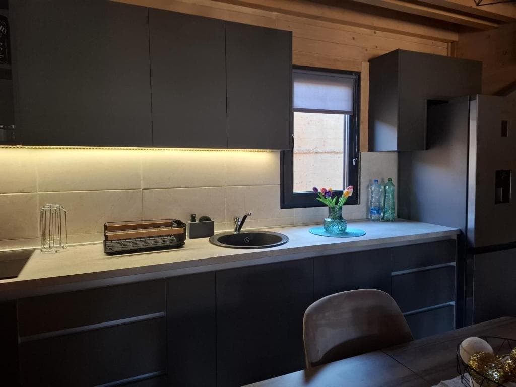 Potpuno opremljena kuhinja