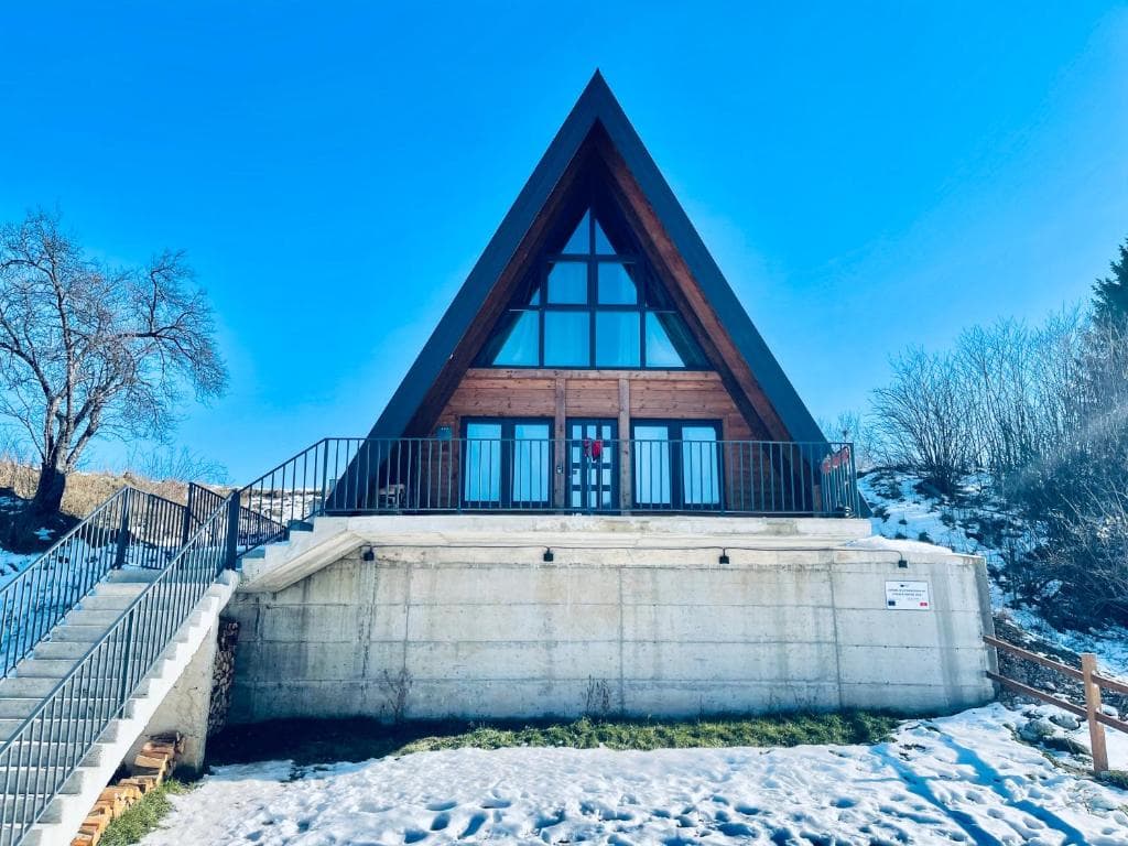 Pogled na exterijer chaleta